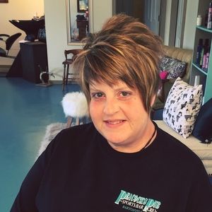 Meet your Posher, Renee